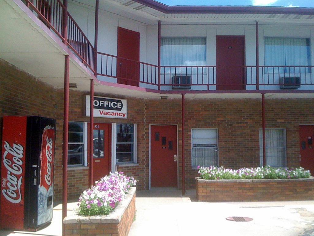 Fiesta Motel Pontiac Εξωτερικό φωτογραφία